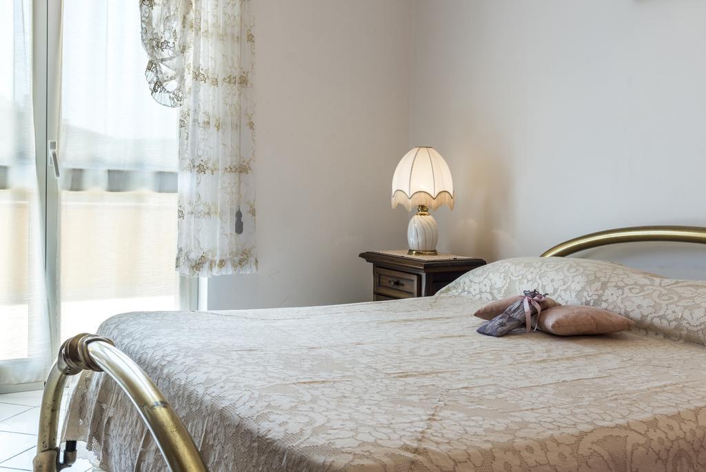 Villa Tina سانتا ماريا دي كاستيلاباتي المظهر الخارجي الصورة