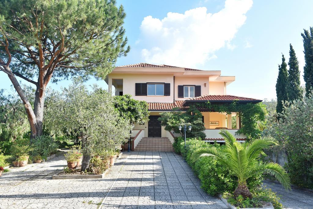 Villa Tina سانتا ماريا دي كاستيلاباتي المظهر الخارجي الصورة