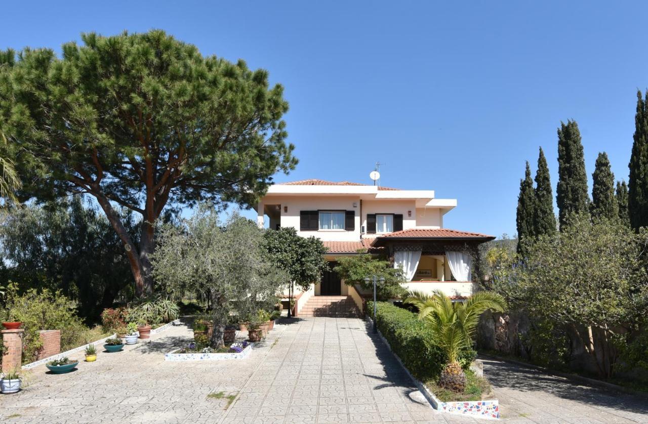 Villa Tina سانتا ماريا دي كاستيلاباتي المظهر الخارجي الصورة